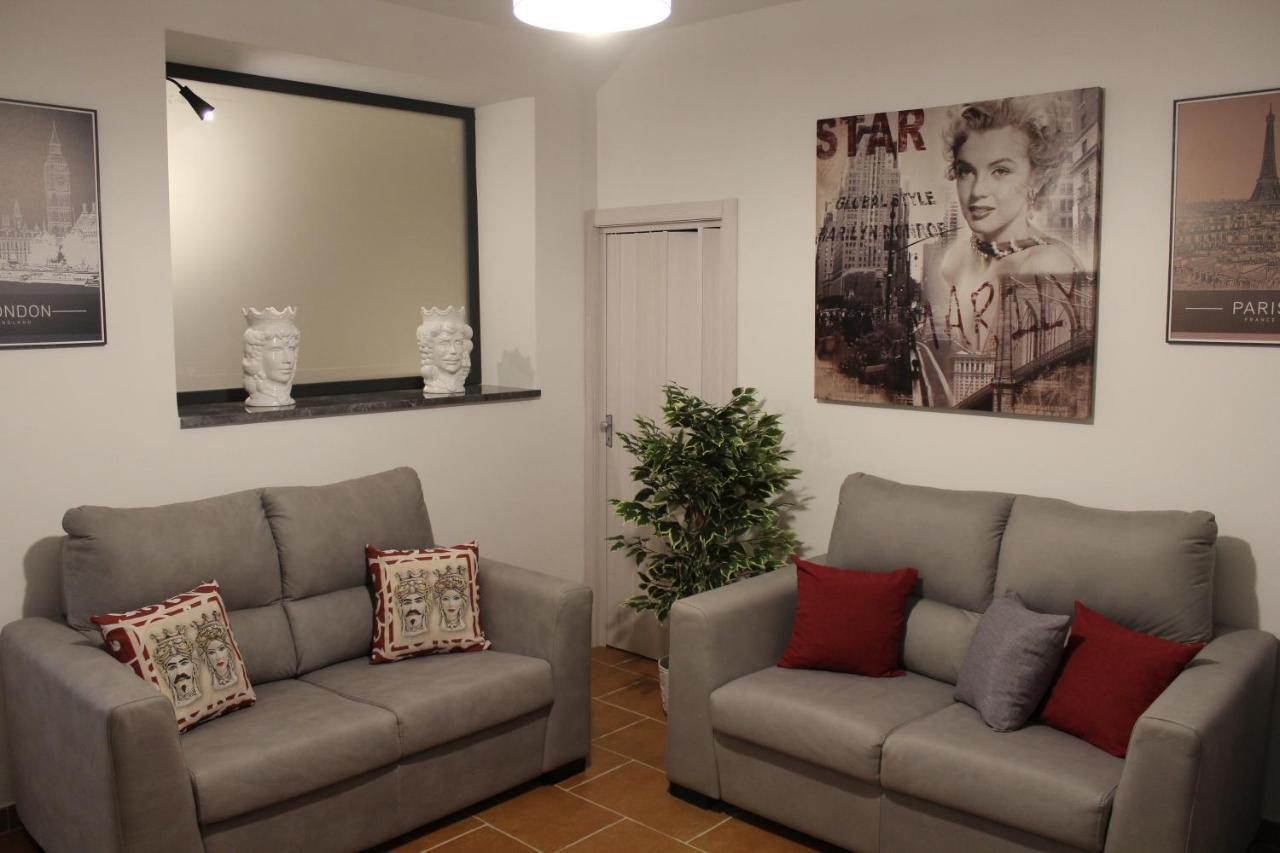 Zisa Home Ai Cantieri Culturali-Facile Posteggio In Strada No Ticket Палермо Екстериор снимка
