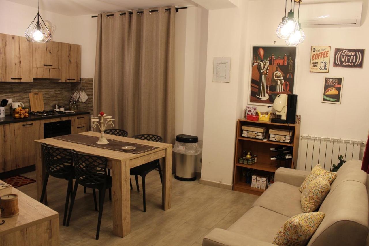 Zisa Home Ai Cantieri Culturali-Facile Posteggio In Strada No Ticket Палермо Екстериор снимка
